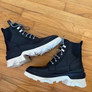 Sorel Women's Brex Weatherproof Lace Up Boots 9.5